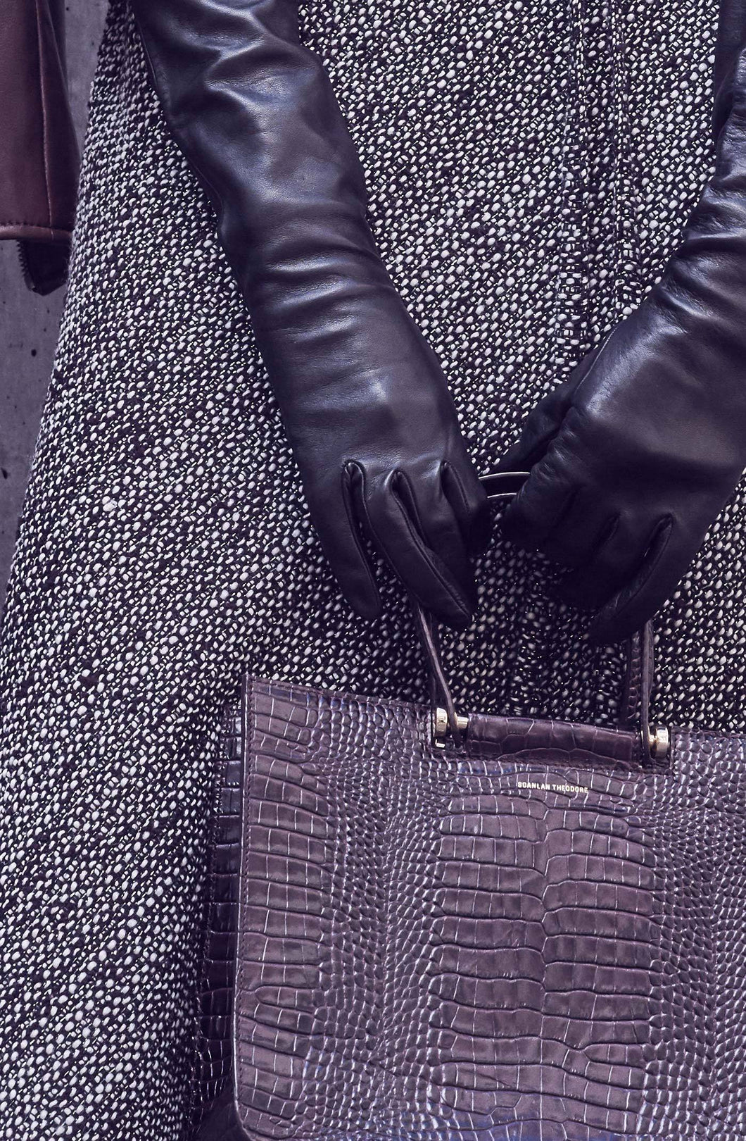 LONG LEATHER GLOVE
