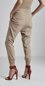 SILK LOW RISE CUFFED PANT