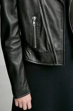 LEATHER BIKER