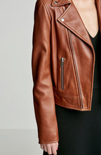 LEATHER BIKER