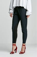 CREPE TRIM TROUSER