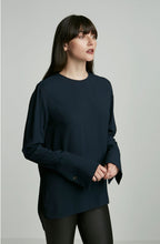 CUFFED SLEEVE BLOUSE