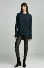 CUFFED SLEEVE BLOUSE