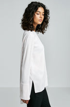 CUFFED SLEEVE BLOUSE