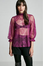 CHANTILLY LACE BLOUSE