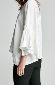 RUFFLE SLEEVE TOP