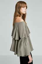CDC COLD SHOULDER TIERED TOP