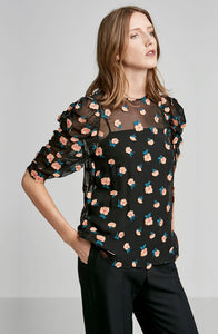 RUFFLE SLEEVE TOP