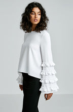 BELL SLEEVE CHIPORY TOP