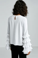 BELL SLEEVE CHIPORY TOP