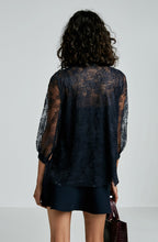 LACE BLOUSE