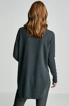 CASHMERE SHIRTTAIL SWEATER