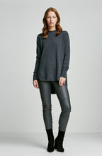CASHMERE SHIRTTAIL SWEATER