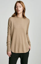 CASHMERE SHIRTTAIL SWEATER