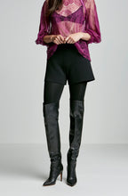 CREPE KNIT SHORT in black