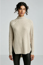 CASHMERE WOOL ZIP NECK SWEATER