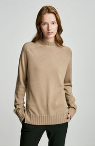 CASHMERE BLUNT HEM SWEATER