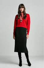 CASHMERE CROPPED V-NECK SWEATER