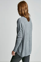 MERINO V-NECK SWEATER