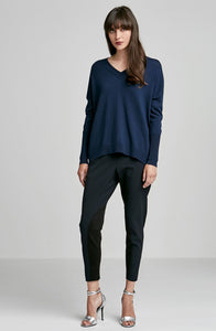 MERINO V-NECK SWEATER