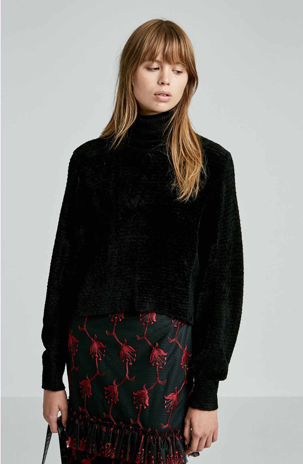 VELVET SWEATER