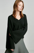 CASHMERE CROP TRAPEZE SLEEVE SWEATER