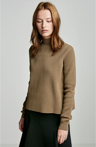 CREPE KNIT RIBBED TURTLE NECK SWEATER