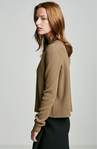 CREPE KNIT RIBBED TURTLE NECK SWEATER