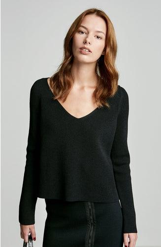 CREPE KNIT RIBBED CROP SWEATER