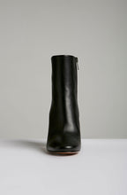 BLOCK HEEL ANKLE BOOT