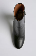 BLOCK HEEL ANKLE BOOT
