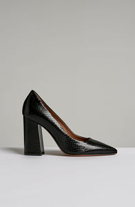 TRAPEZE BLOCK HEEL