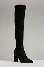 STRETCH OVER THE KNEE BOOT