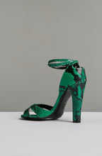 CROSS FRONT STILETTO