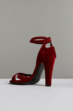 CROSS FRONT STILETTO