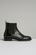 CHELSEA BOOT