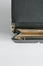 CLUTCH BAG