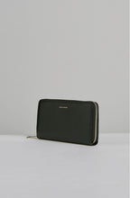 LARGE WALLET