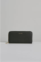 LARGE WALLET