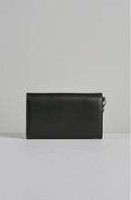 BON VOYAGE CLUTCH