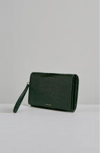 BON VOYAGE CLUTCH