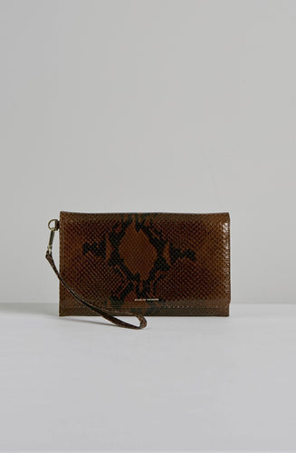 BON VOYAGE CLUTCH
