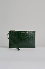 POUCH