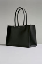 BARCELONA SHOPPER