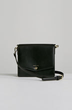 MESSENGER BAG